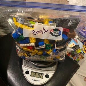 LEGO 2 Pounds! Mixed Building Brick Lot - Multicolor Bag